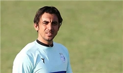 درخواست رسمی باشگاه استقلال برای تعلیق محرومیت رحمتی درخواست رسمی باشگاه استقلال برای تعلیق محرومیت رحمتی