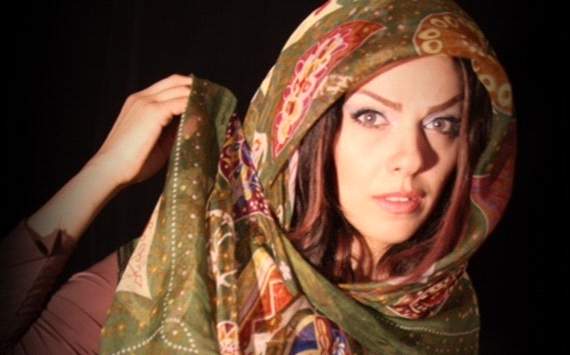 مانکن محجبه بعد از نساجی و ملوان به دنبال شاهین رفت مانکن محجبه بعد از نساجی و ملوان به دنبال شاهین رفت