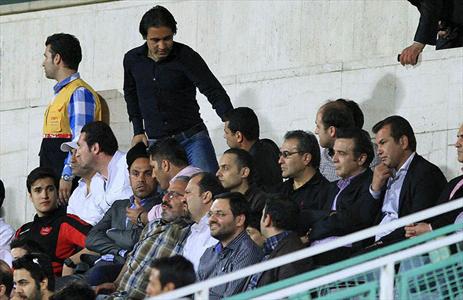 بوسه سرخ بر پیشانی موشک +عکس بوسه سرخ بر پیشانی موشک +عکس