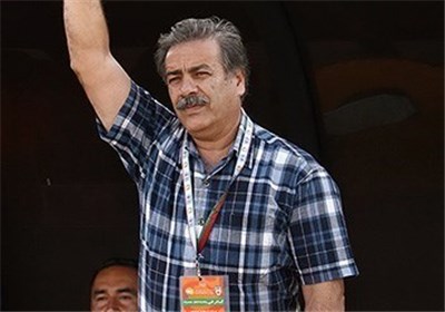 ابراهیم زاده: پرسپولیس کار ساده‌تری برای قهرمانی دارد/برای ماندن همه چیز دست خودمان است