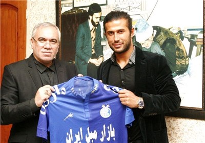 مهاجم جدید استقلال نیامده زیر سِرُم رفت مهاجم جدید استقلال نیامده زیر سِرُم رفت