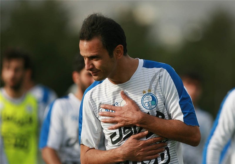 اظهارات کنایهآمیز برهانی درباره قرارداد ۳ ساله بازیکن باتجربه استقلال! اظهارات کنایهآمیز برهانی درباره قرارداد ۳ ساله بازیکن باتجربه استقلال!