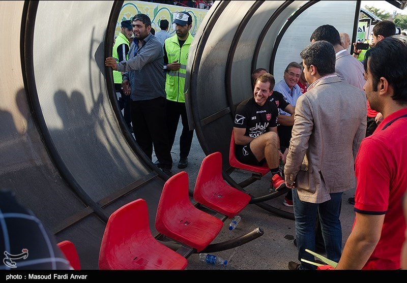 چاقو بکش، سنگ بینداز اما مسابقه را برگزار کن!/ جان انسان، سیری چند؟