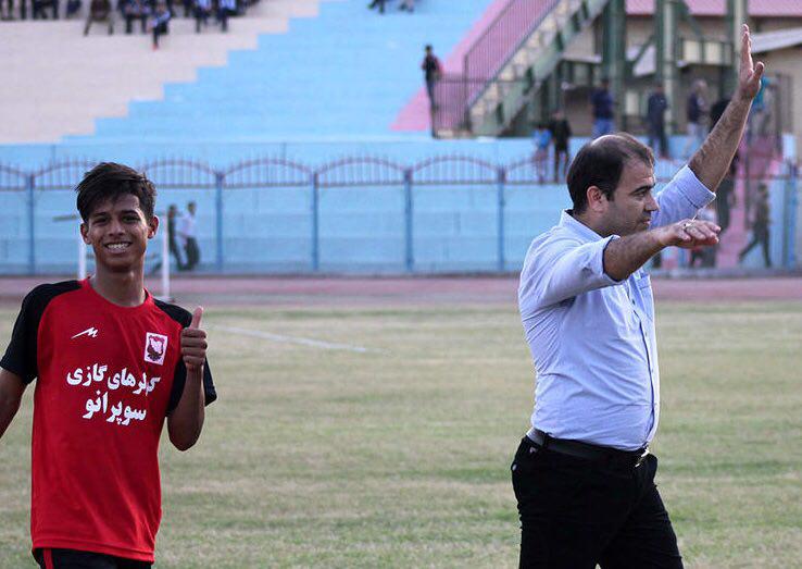 پرسپولیس و ۳ باشگاه لیگ برتری خواهان ملیپوش ایرانجوان/ پیشنهاد ۴۰۰ میلیونی برای بازیکن ۵ میلیونی پرسپولیس و ۳ باشگاه لیگ برتری خواهان ملیپوش ایرانجوان/ پیشنهاد ۴۰۰ میلیونی برای بازیکن ۵ میلیونی